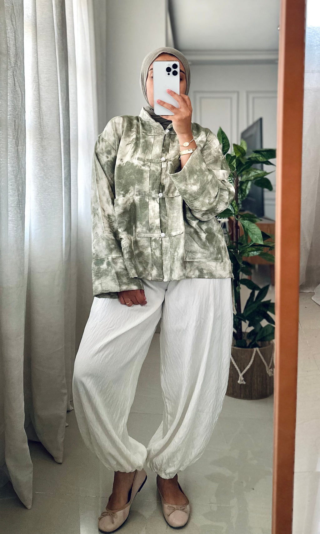Chinese Tie Dye Blouse in Olive