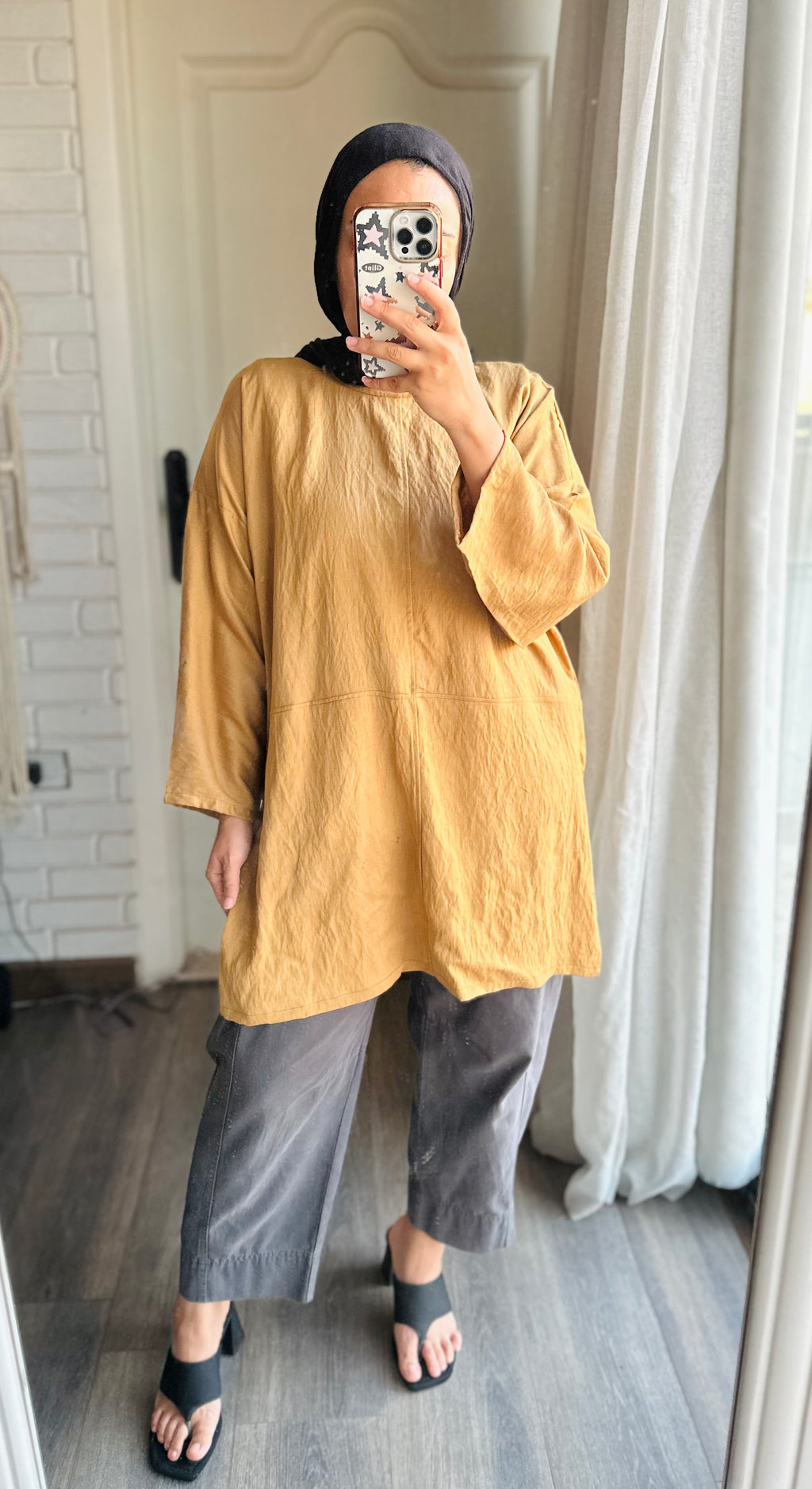 Linen Mid-Length Top in Gold
