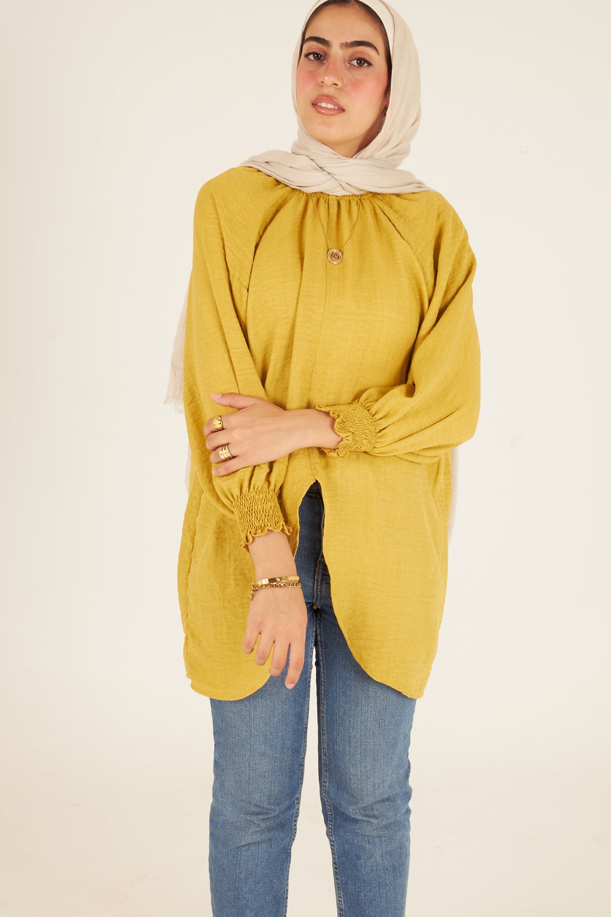 Raglan V-Blouse in Mustard