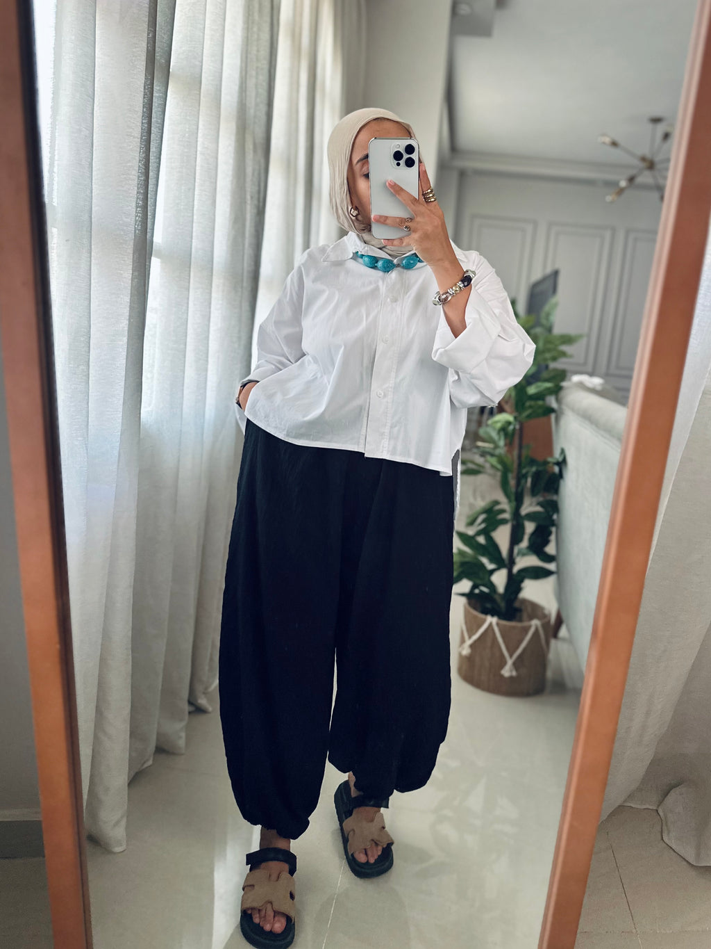 Balloon Pants in Black