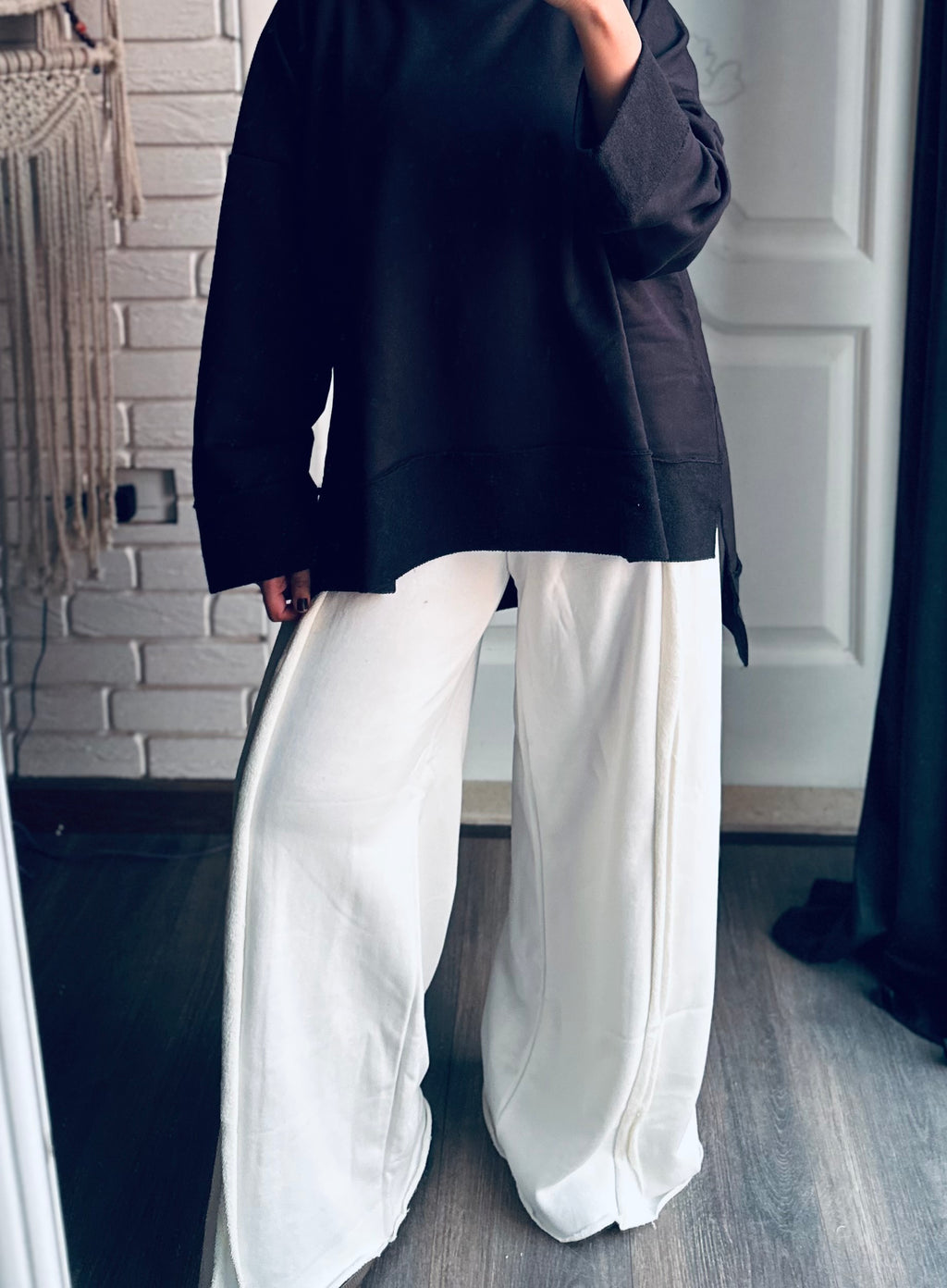 Melton Front Cut Pants in White