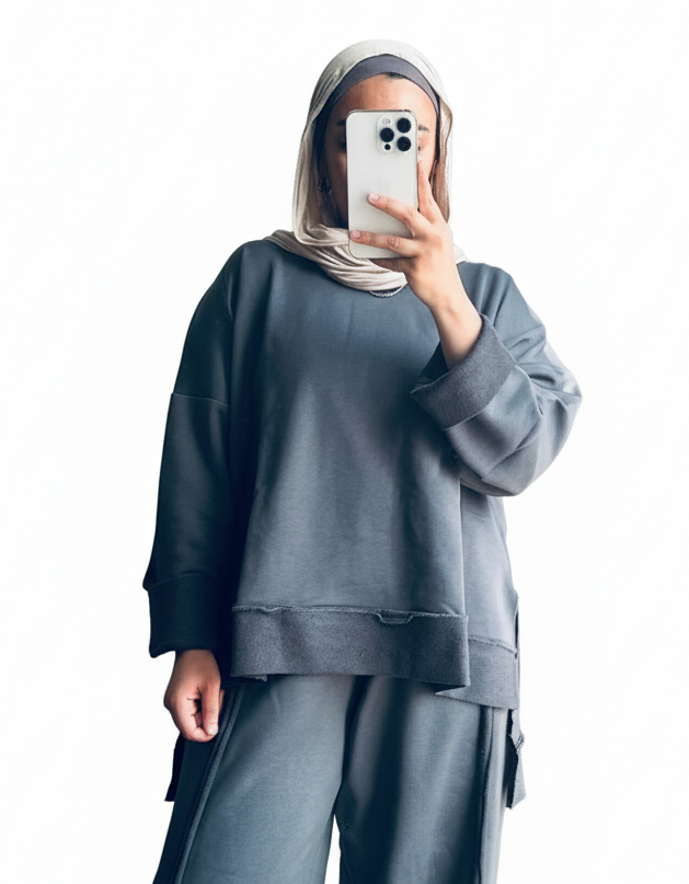 The Reversed Sweatshirt in Gray