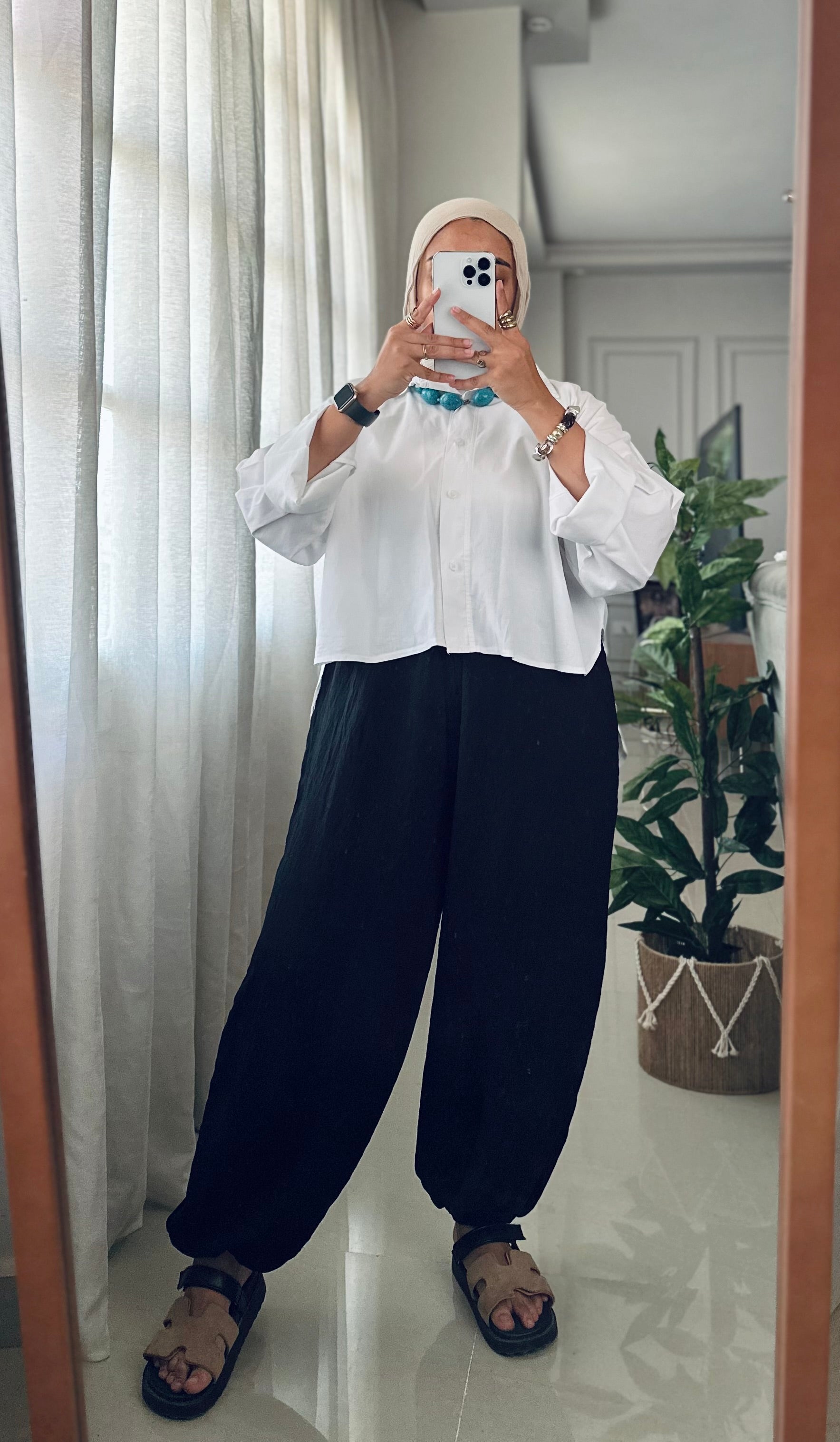 Balloon Pants in Black