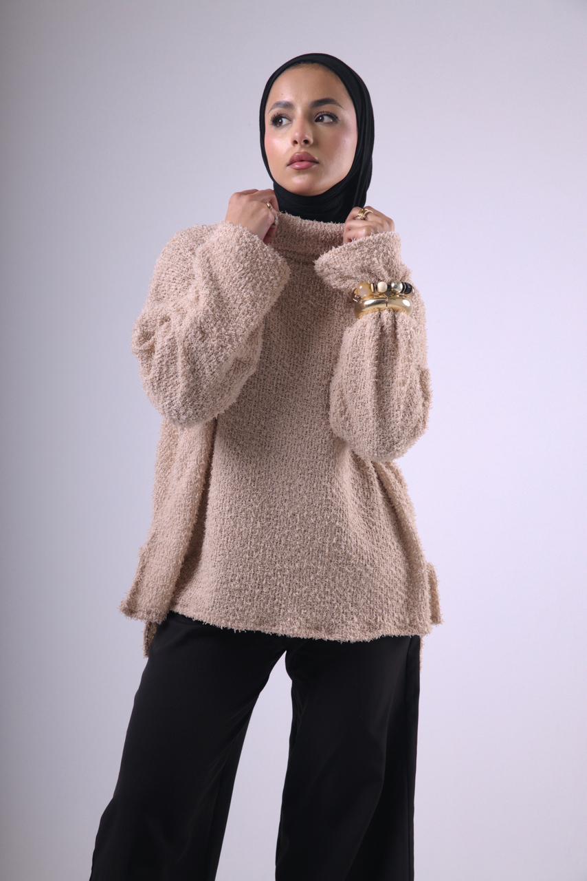 Aura Knit Pullover in Beige