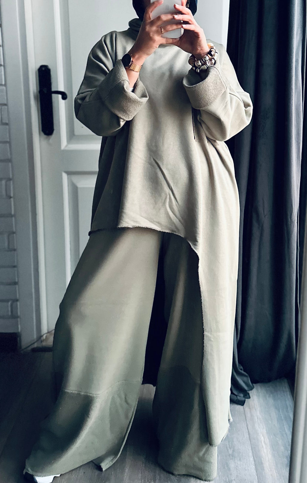 Melton Reversed Pants in Olive