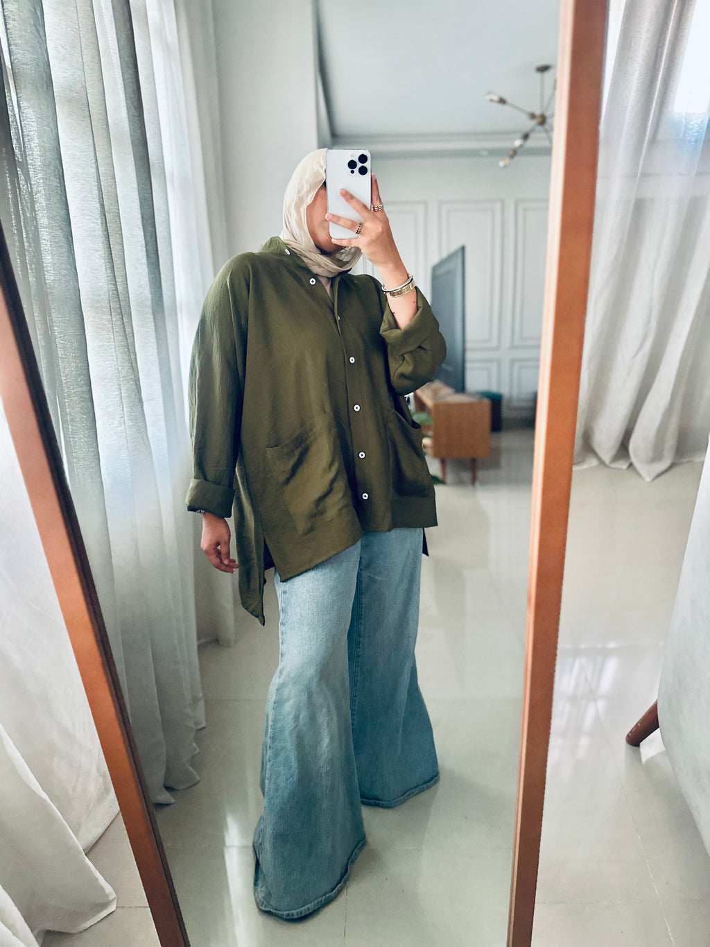 Pockets Shirt in Olive