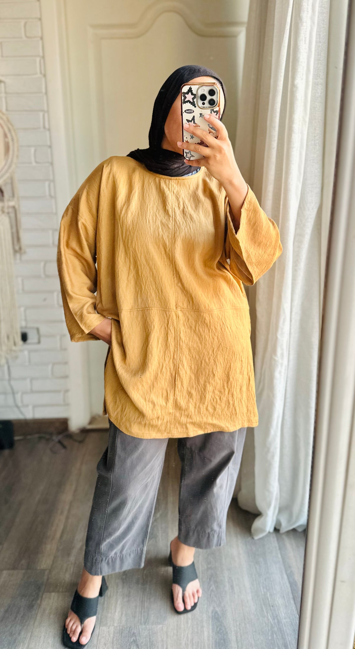 Linen Mid-Length Top in Gold