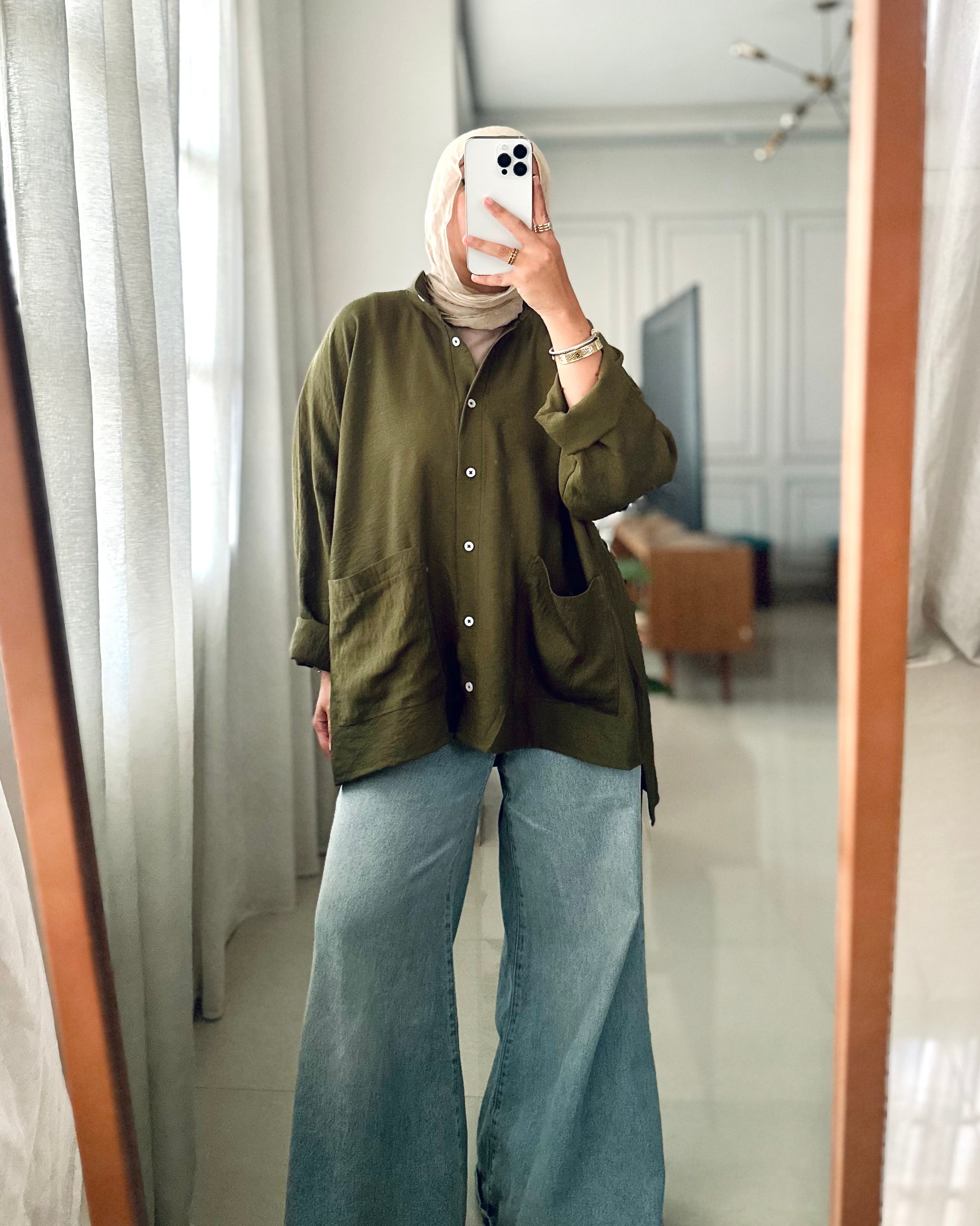 Pockets Shirt in Olive