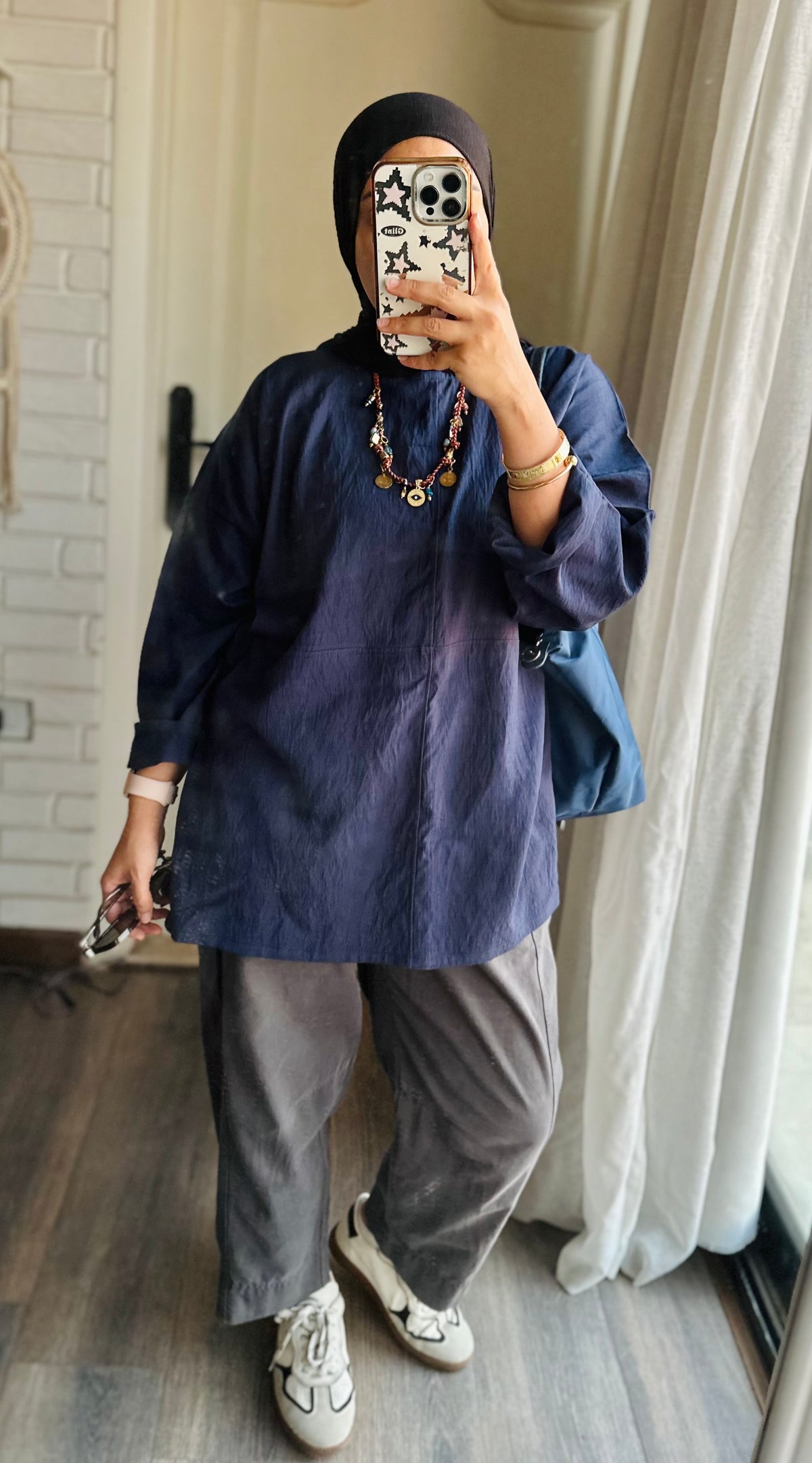 Linen Mid-Length Top in Navy Blue