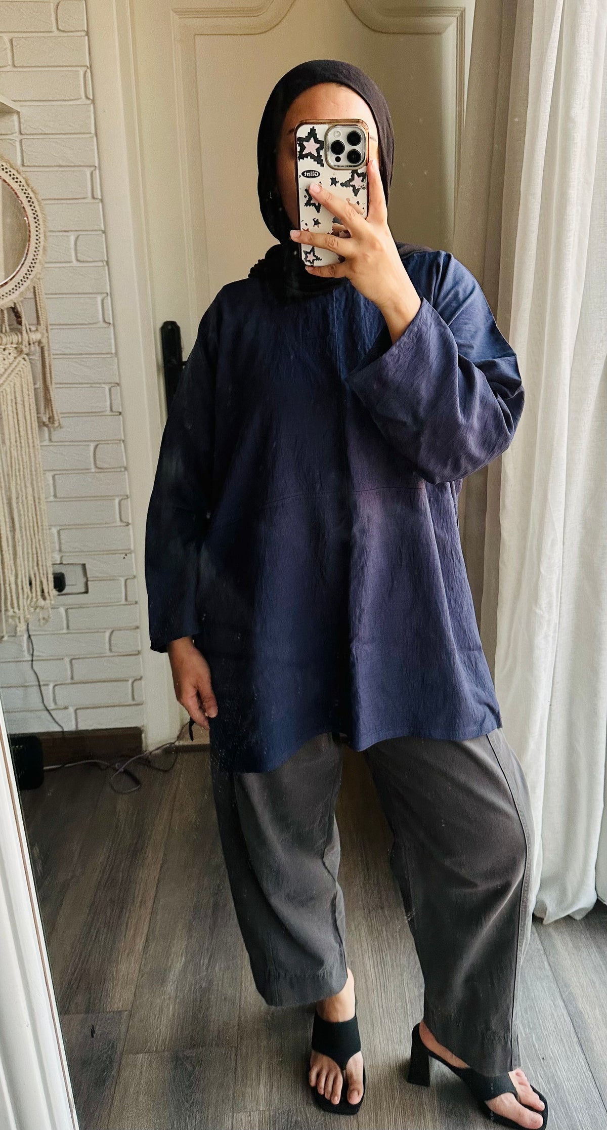 Linen Mid-Length Top in Navy Blue