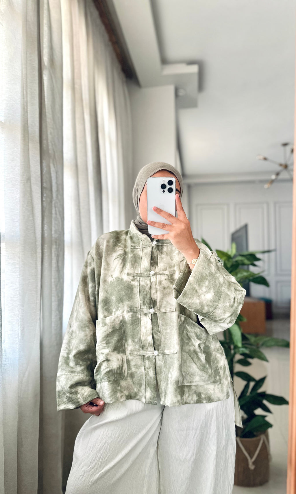 Chinese Tie Dye Blouse in Olive