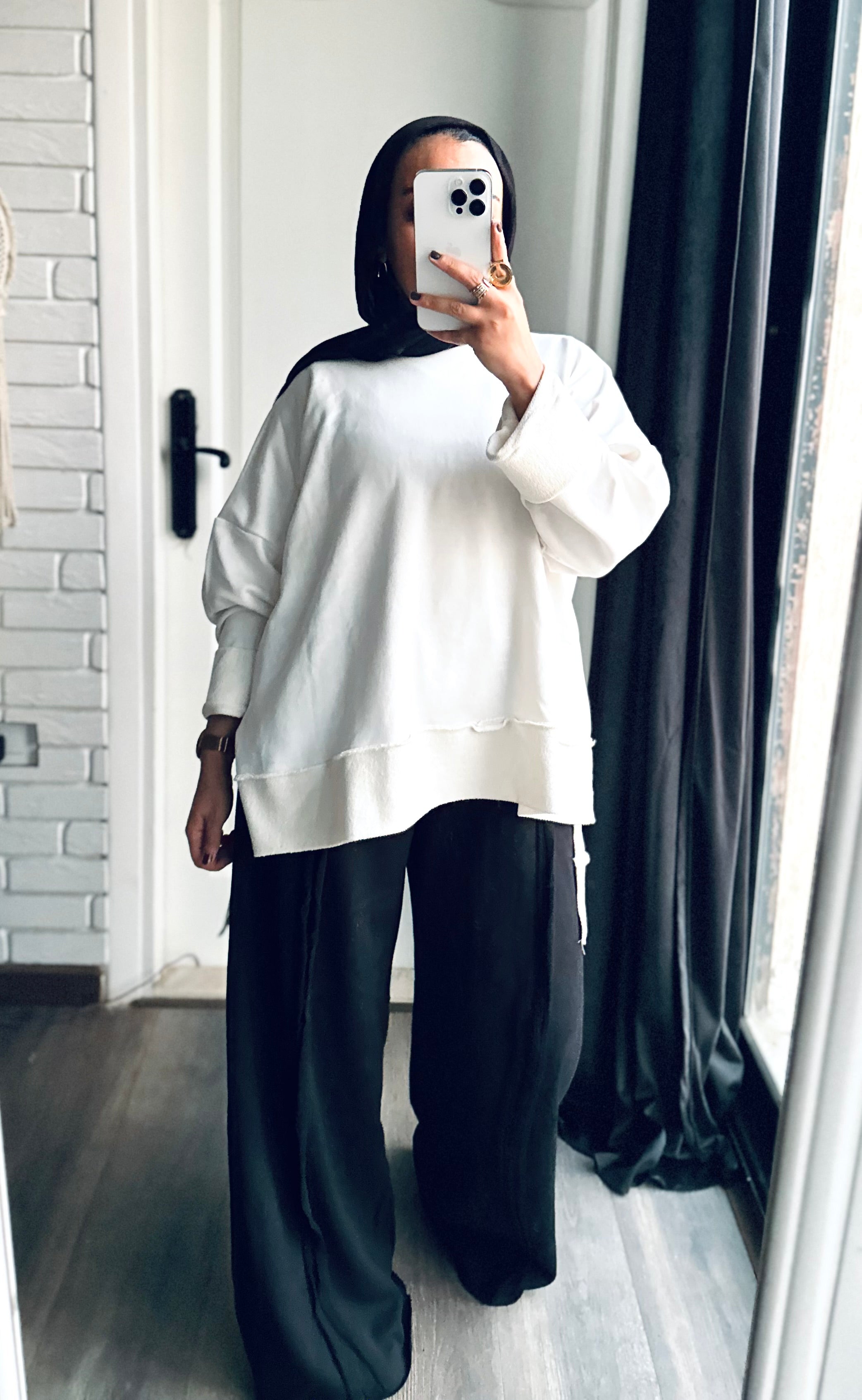 Melton Front Cut Pants in Black