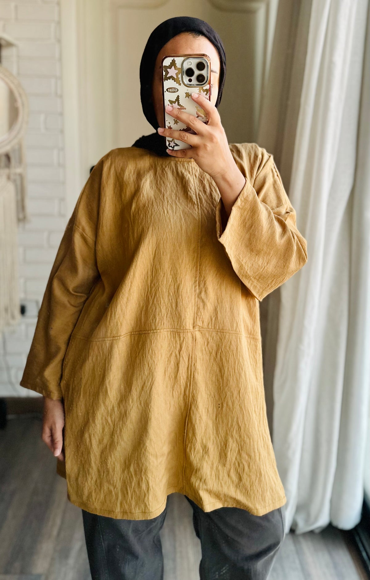Linen Mid-Length Top in Gold