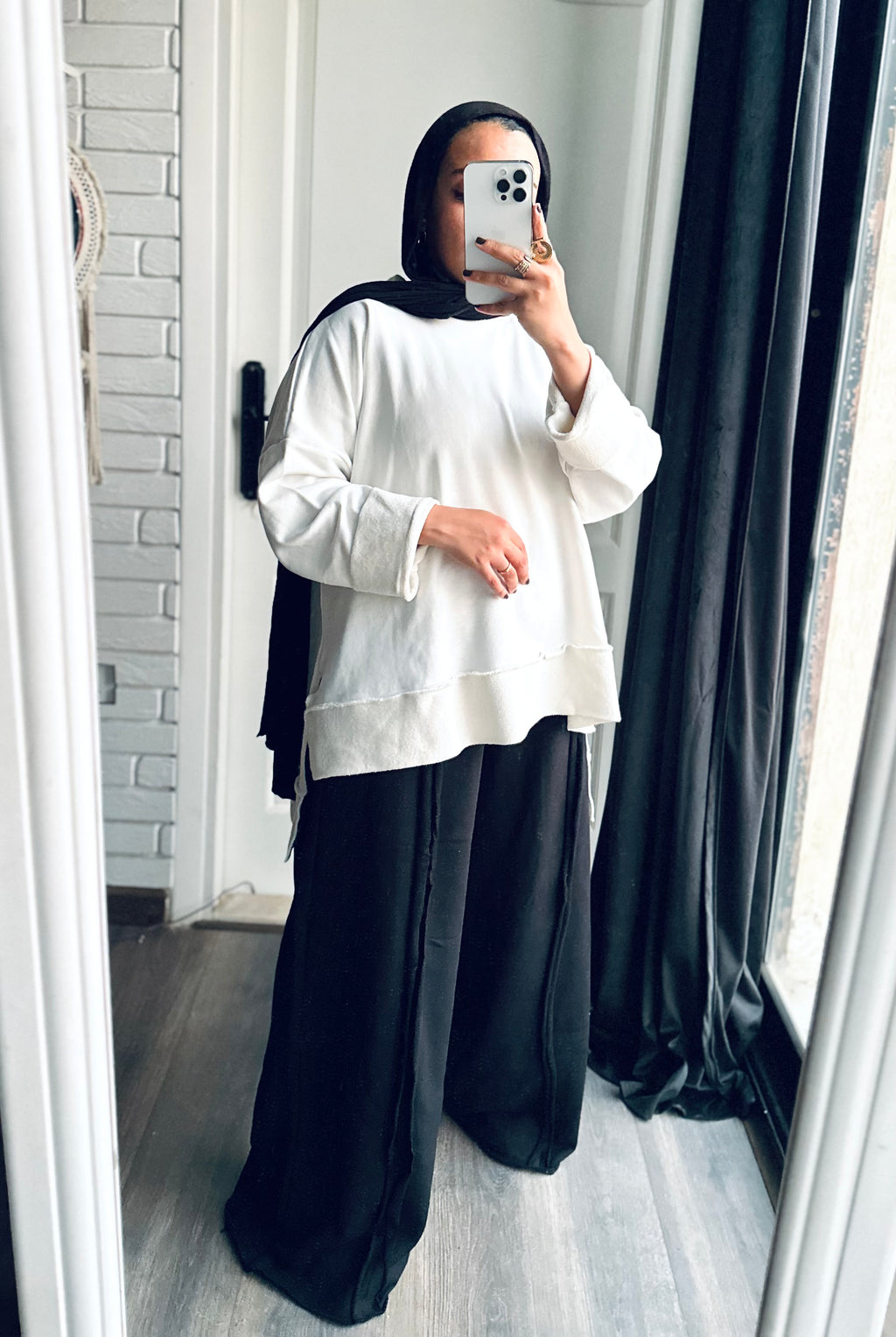 Melton Front Cut Pants in Black